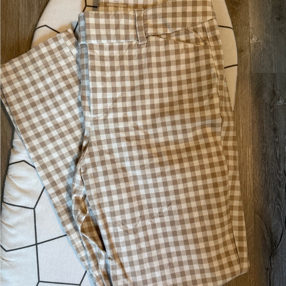 Women’s Checkered Tan Pants